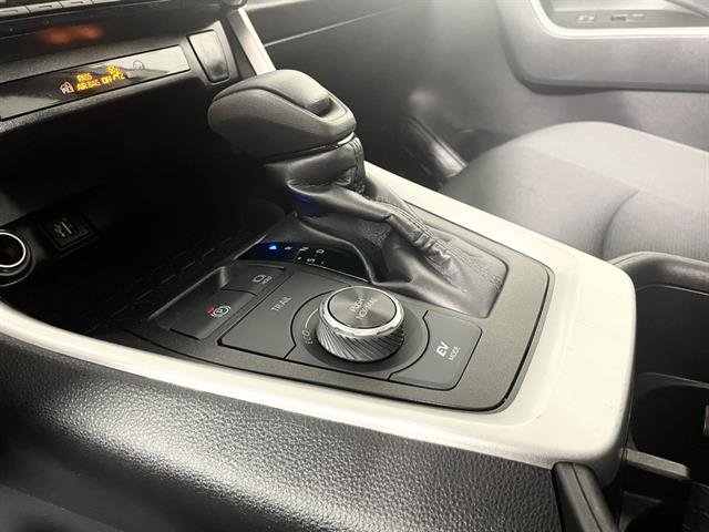 Certified 2024 Toyota RAV4 LE image 21