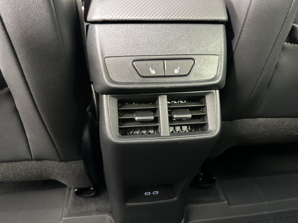 New 2027 Chevrolet Equinox RS w/ Safety and Technology Package AWD/4WD image 22