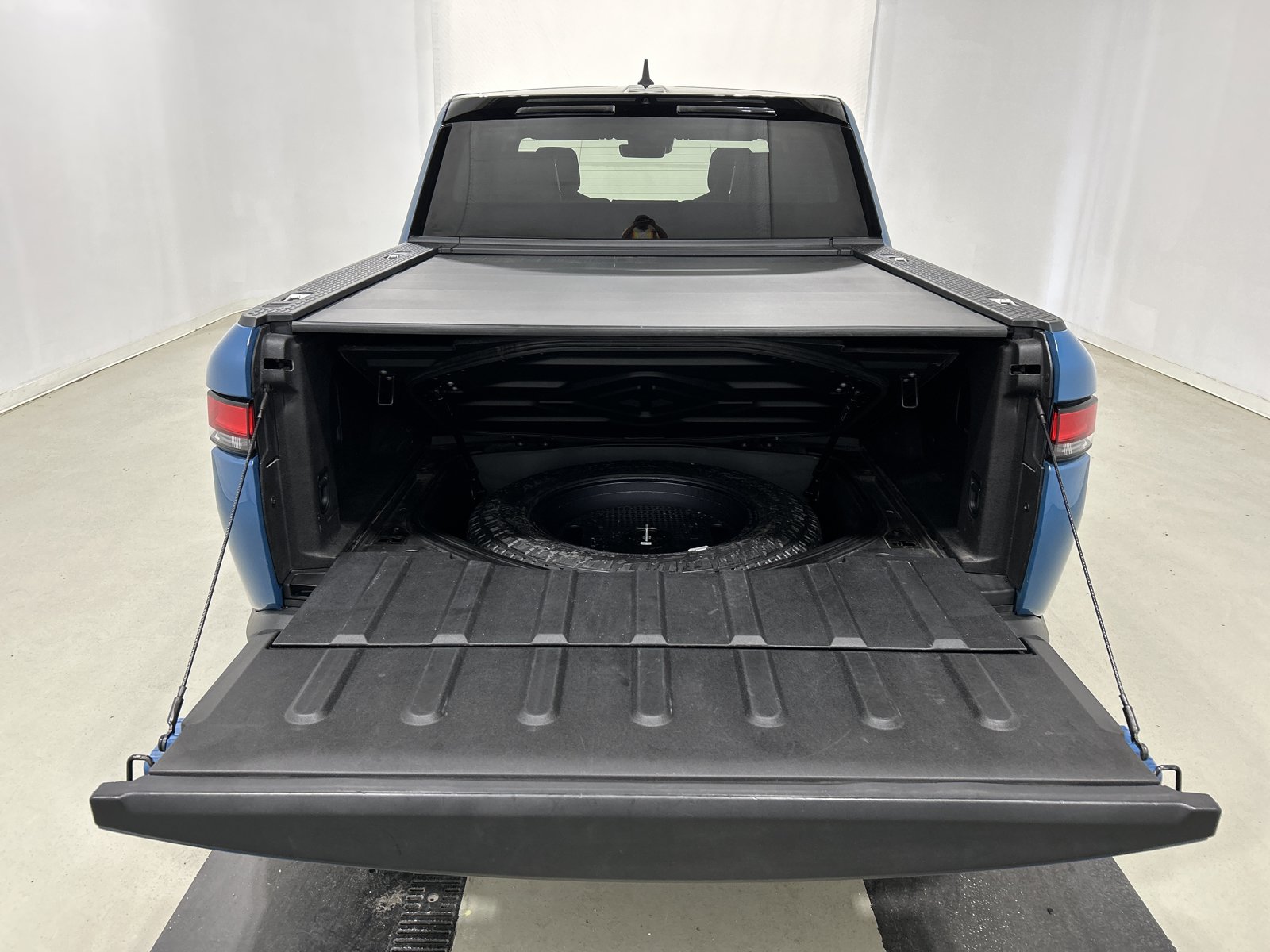 Used 2022 Rivian R1T Launch Edition AWD/4WD image 15