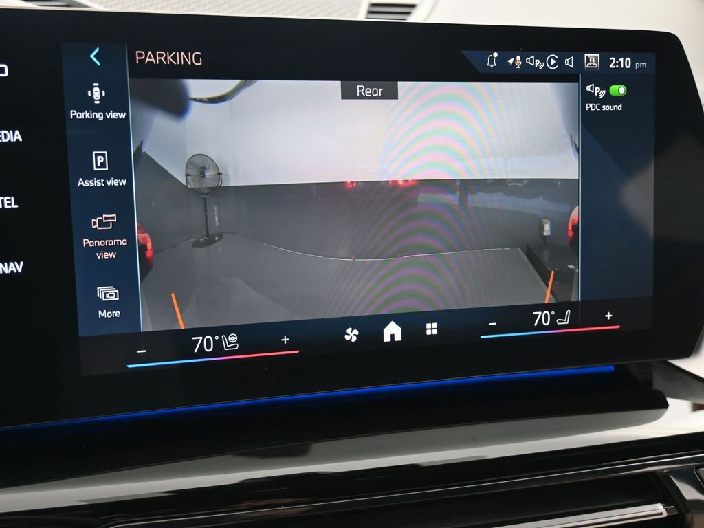 Used 2025 BMW X2 xDrive28i image 27