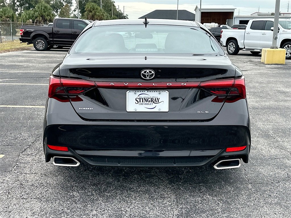 Used 2020 Toyota Avalon XLE image 6