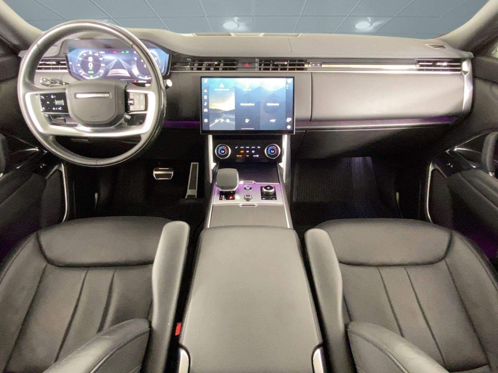 Used 2023 Land Rover Range Rover SE image 13