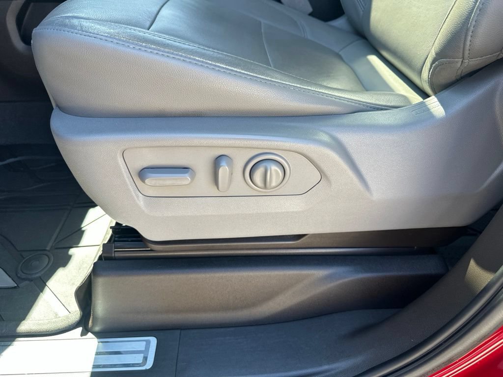 Certified 2019 Chevrolet Silverado 1500 LT Trail Boss AWD/4WD image 14