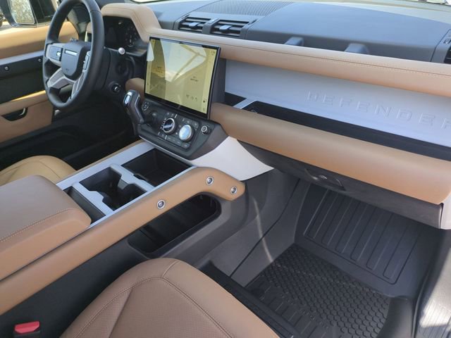 New 2026 Land Rover Defender 110 S image 19