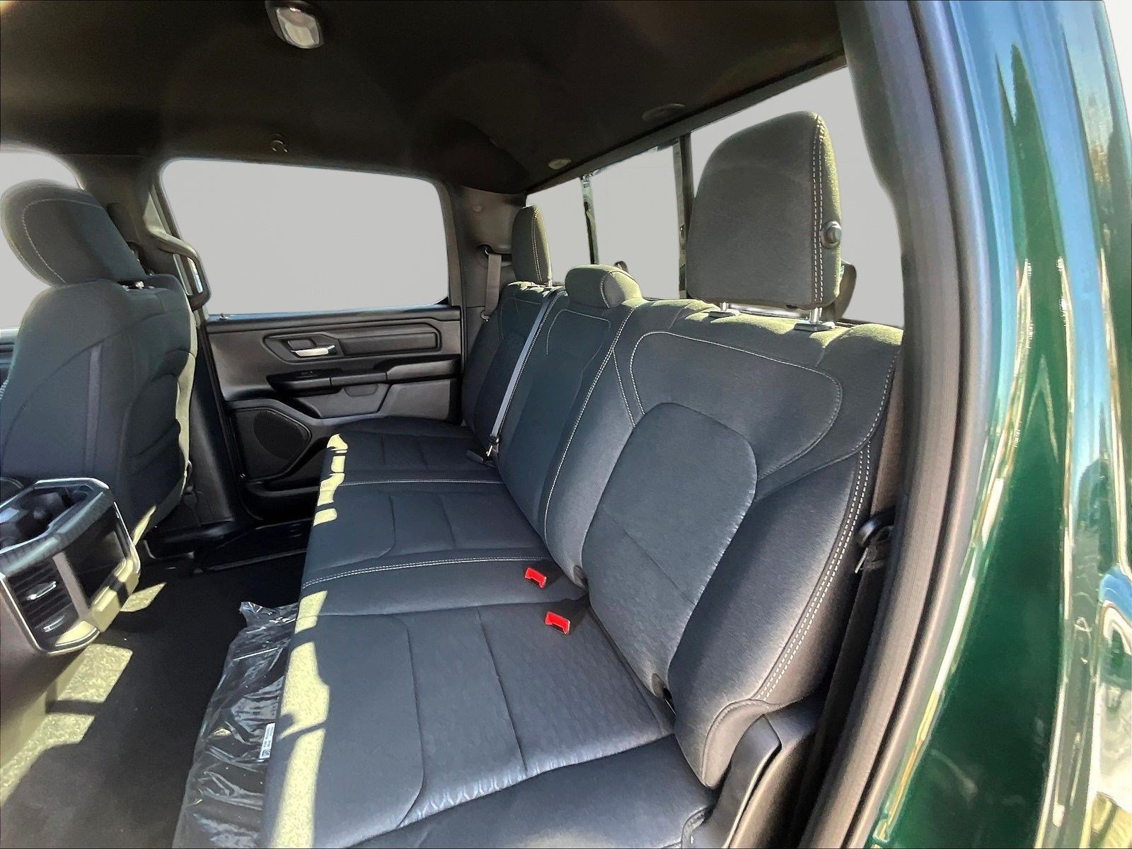 New 2027 RAM 1500 Express AWD/4WD image 18