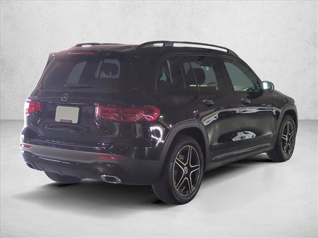 Used 2026 Mercedes-Benz GLB 250 image 5