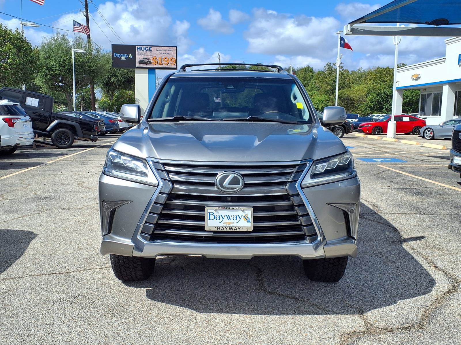 Used 2016 Lexus LX 570 4WD w/ Luxury Package image 18