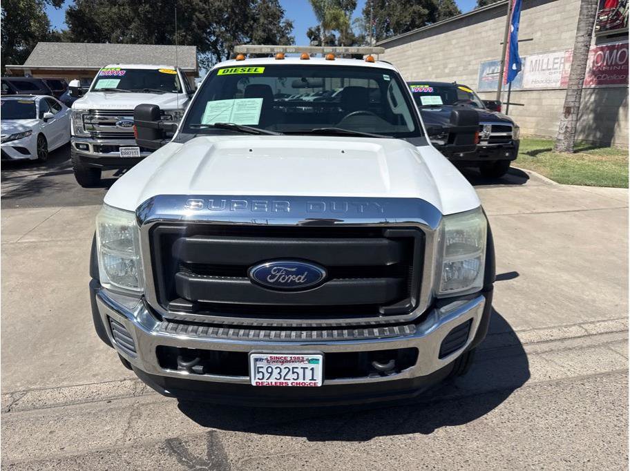 Used 2015 Ford F550 2WD Regular Cab Super Duty image 2
