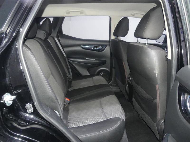 Used 2018 Nissan Rogue Sport SV w/ SV All-Weather Package image 27