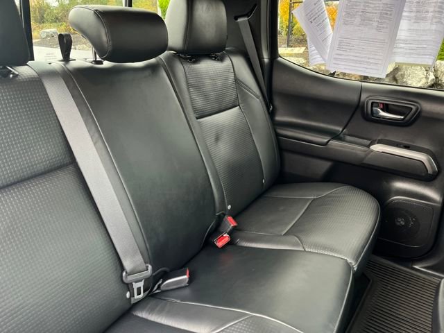 Used 2023 Toyota Tacoma Limited image 21