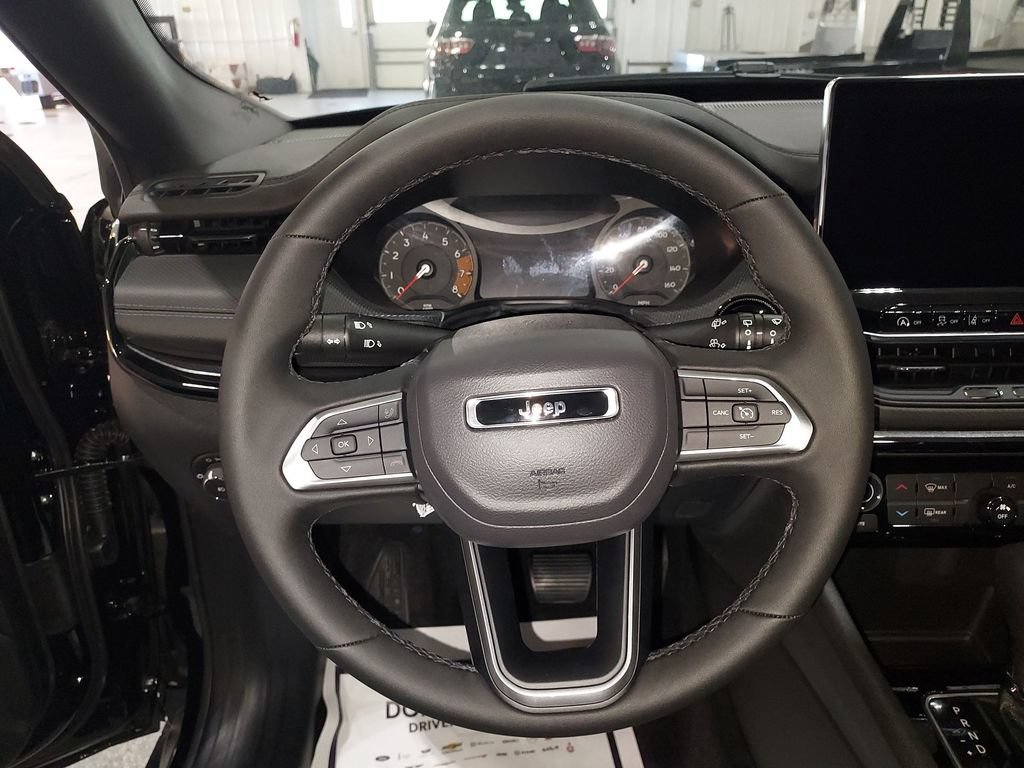 New 2026 Jeep Compass Latitude AWD/4WD image 20