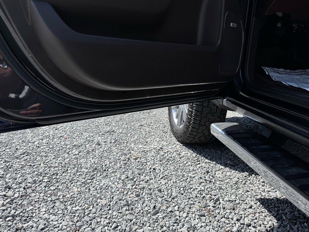Used 2014 Chevrolet Silverado 1500 High Country w/ High Country Premium Package image 12
