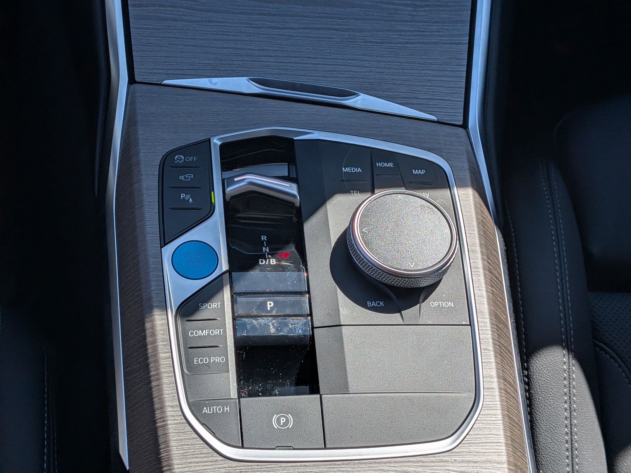 Used 2025 BMW i4 eDrive40 w/ Parking Assistance Package image 24