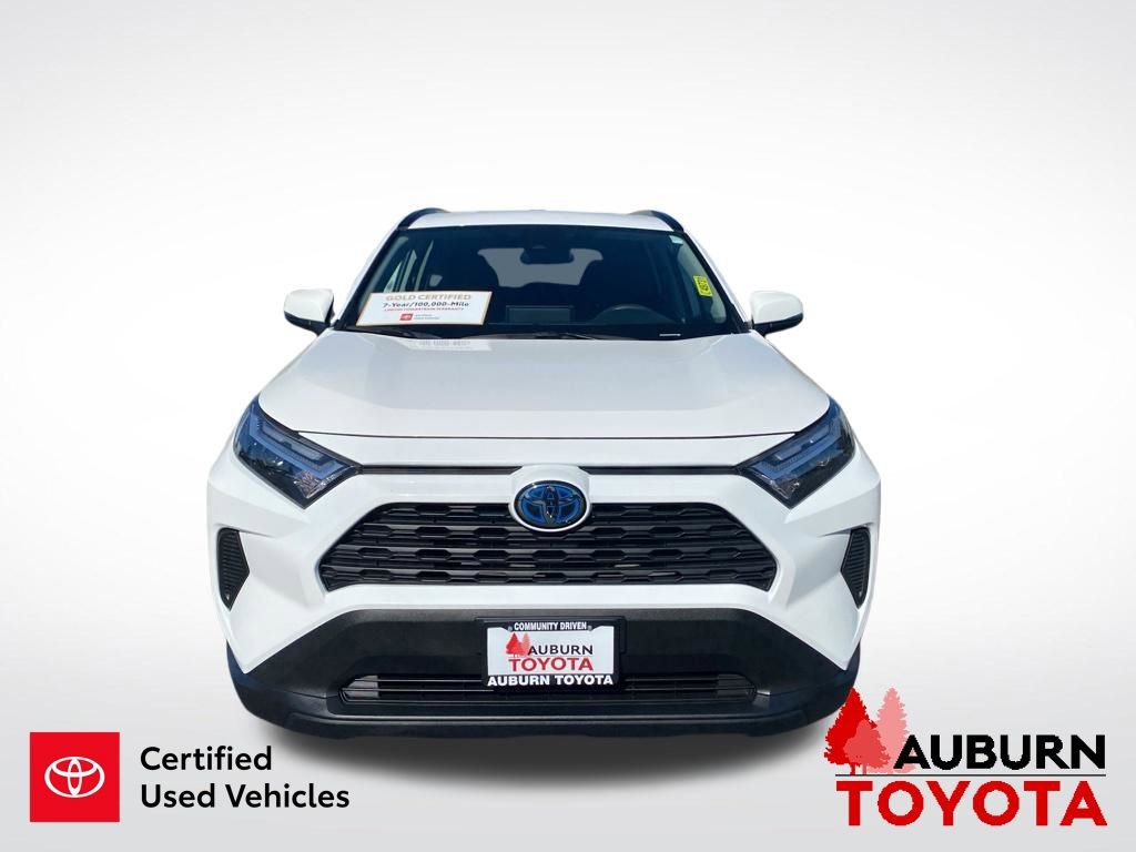 Certified 2024 Toyota RAV4 LE AWD/4WD image 3