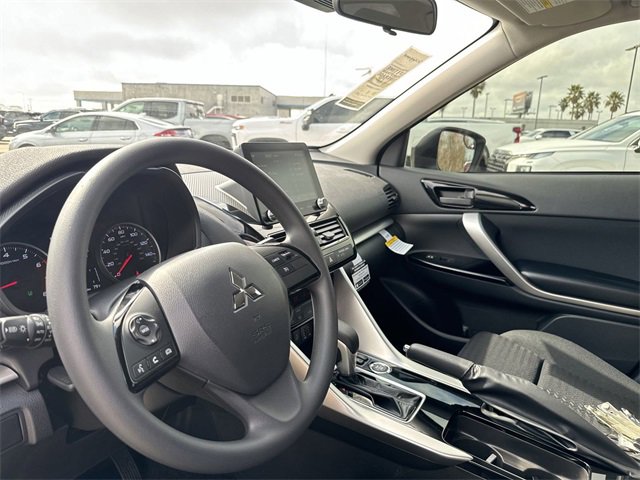 New 2025 Mitsubishi Eclipse Cross LE image 13