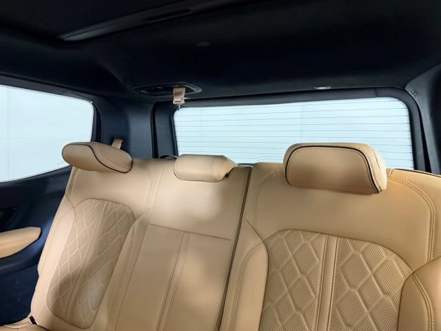 Used 2022 Jeep Grand Wagoneer Series III w/ Rear Seat Video Group 1 AWD/4WD image 52