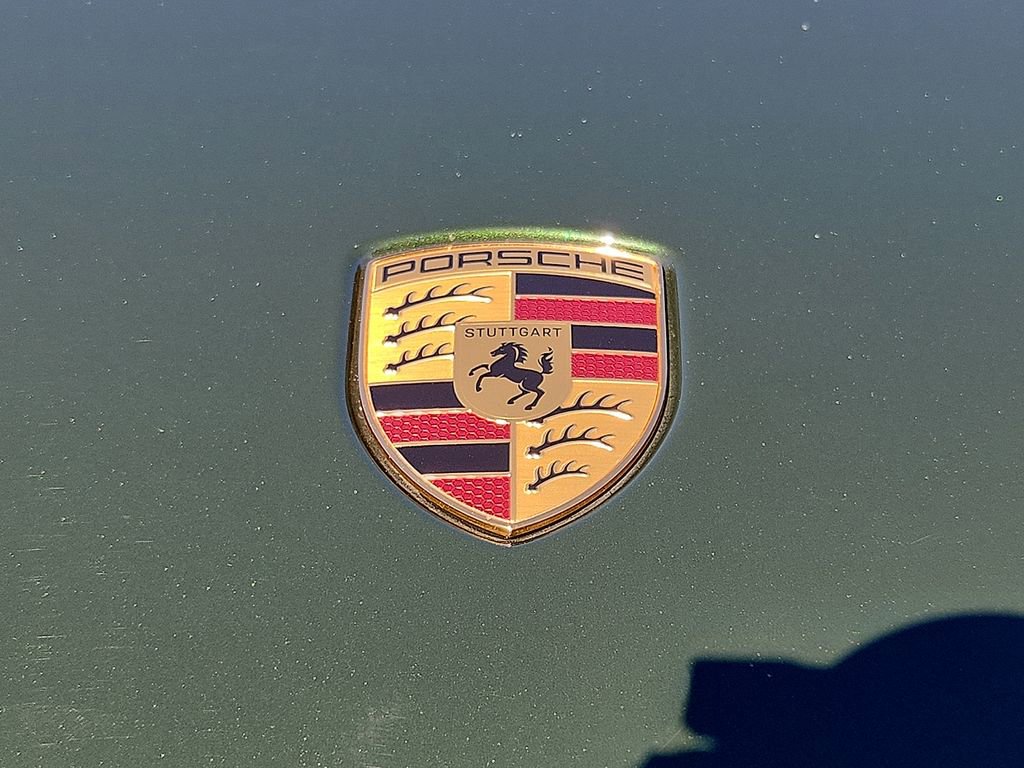 Certified 2025 Porsche Taycan image 28