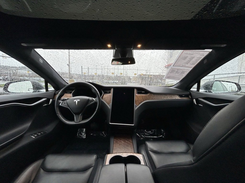 Used 2020 Tesla Model S Long Range Plus image 18