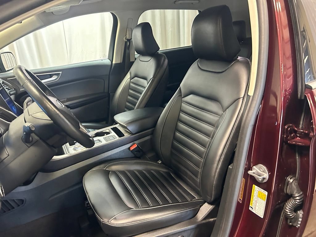 Used 2024 Ford Edge SEL w/ Convenience Package AWD/4WD image 9