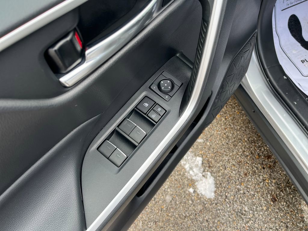 Certified 2022 Toyota RAV4 XLE Premium image 13