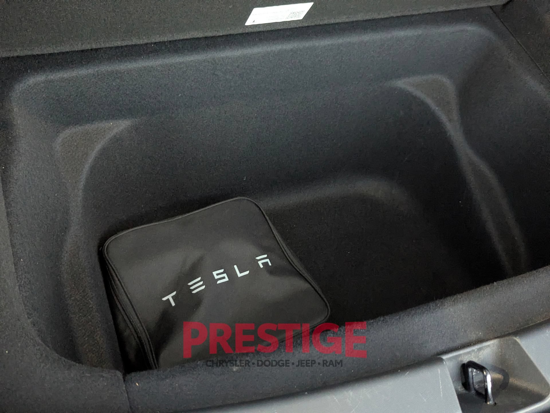 Used 2023 Tesla Model Y Performance AWD/4WD image 11