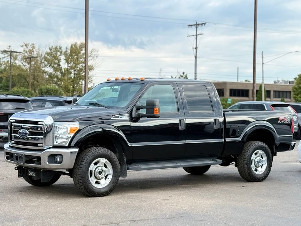Used 2016 Ford F250 XLT w/ FX4 Off-Road Package AWD/4WD image 35