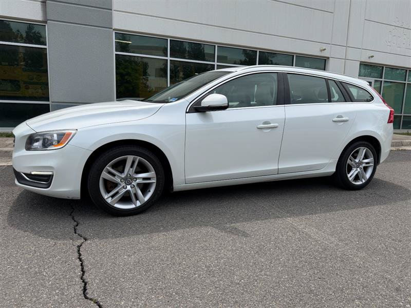 Used 2015 Volvo V60 T5 Premier FWD image 4