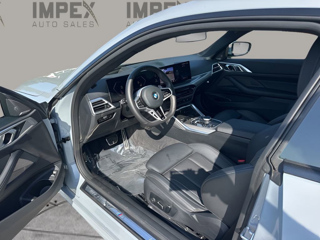 Used 2026 BMW 430i Coupe image 9