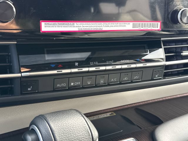 Used 2024 Toyota Sienna XLE w/ XLE Plus Package AWD/4WD image 25