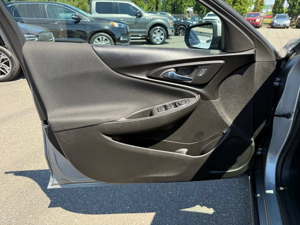 Used 2023 Chevrolet Malibu LT FWD image 20