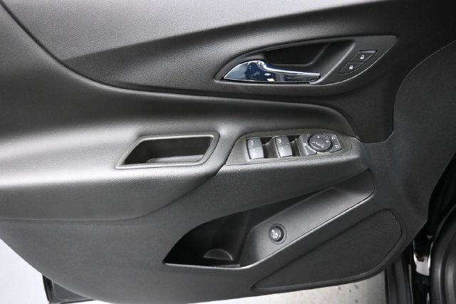 Used 2021 Chevrolet Equinox LT FWD image 13