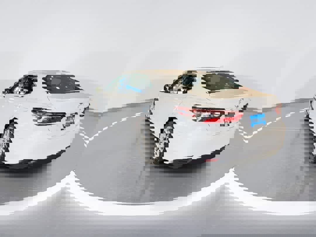 Used 2022 Toyota Camry LE w/ Cold Weather Package image 7