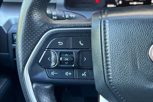 Certified 2025 Toyota 4Runner SR5 AWD/4WD image 26