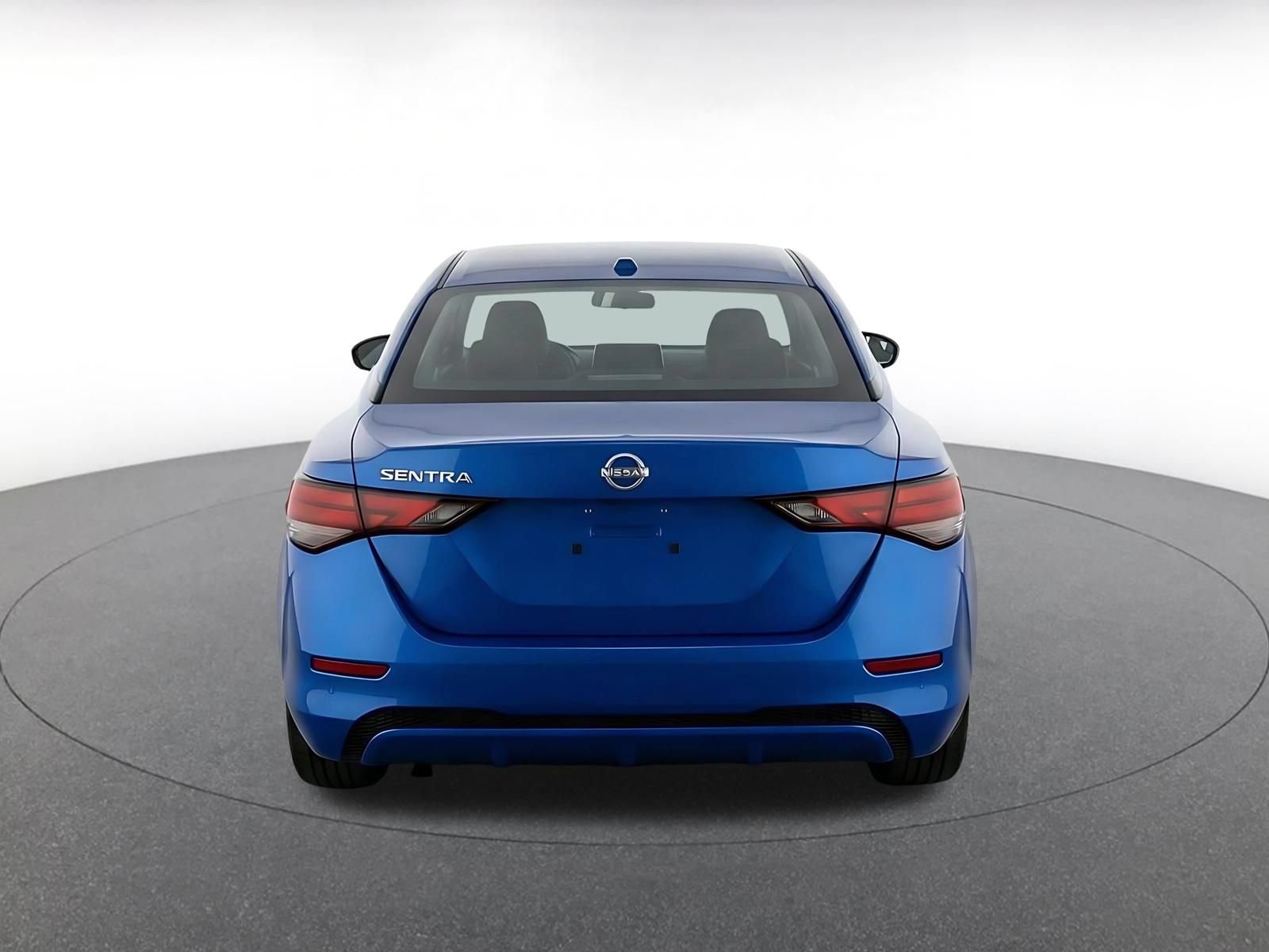 Used 2025 Nissan Sentra SV FWD image 8
