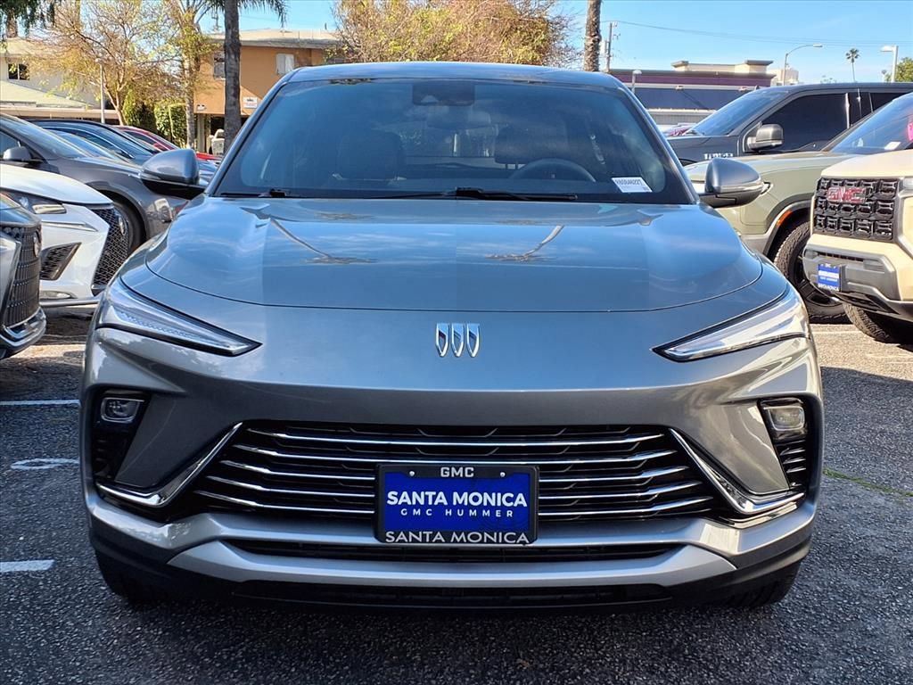 Used 2024 Buick Envista Preferred image 2