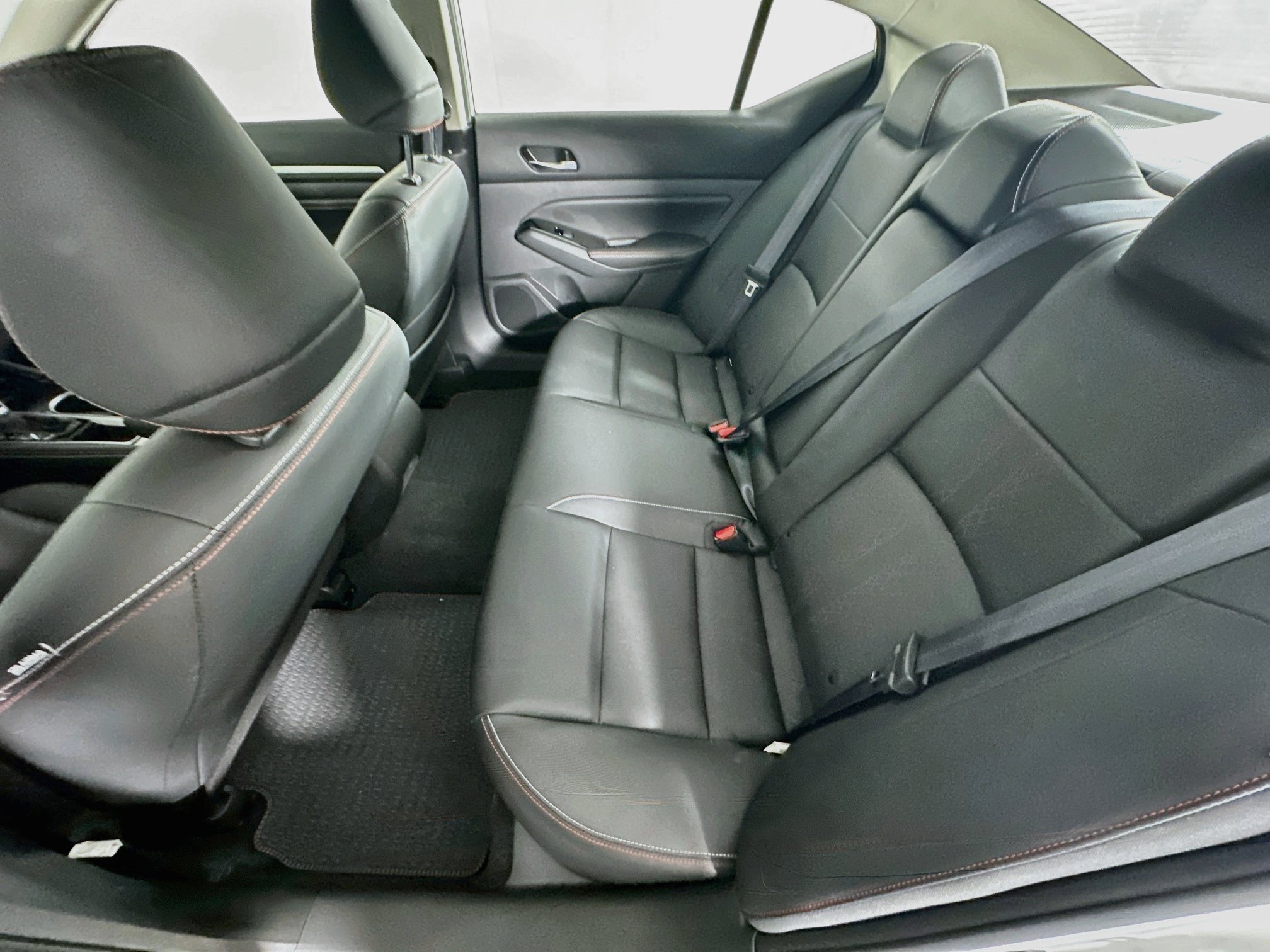 Used 2023 Nissan Altima 2.5 SR w/ SR Premium Package FWD image 27