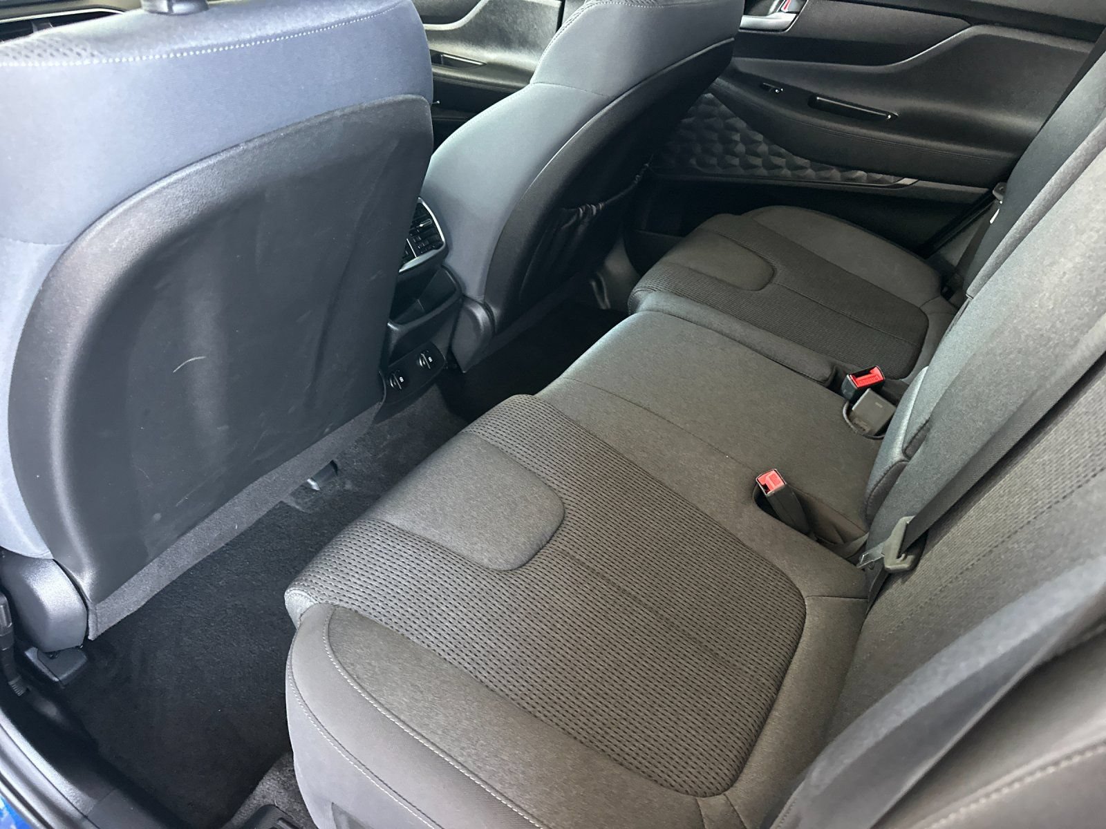Used 2019 Hyundai Santa Fe SE FWD image 11