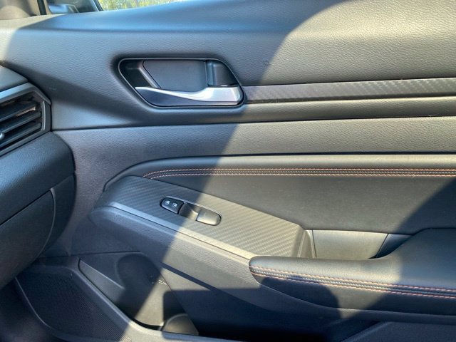 Used 2020 Nissan Altima 2.5 SR w/ Premium Package FWD image 17
