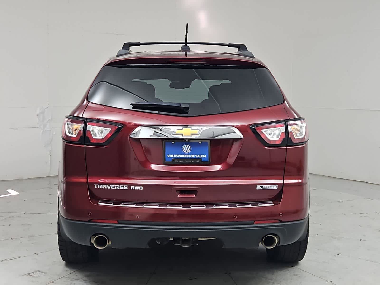 Used 2017 Chevrolet Traverse Premier w/ LPO, 'HIT The Road' Package AWD/4WD image 5