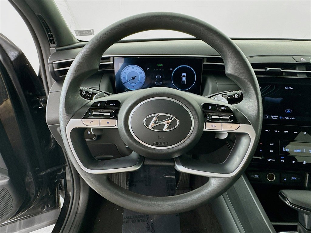 Used 2024 Hyundai Santa Cruz Night image 11