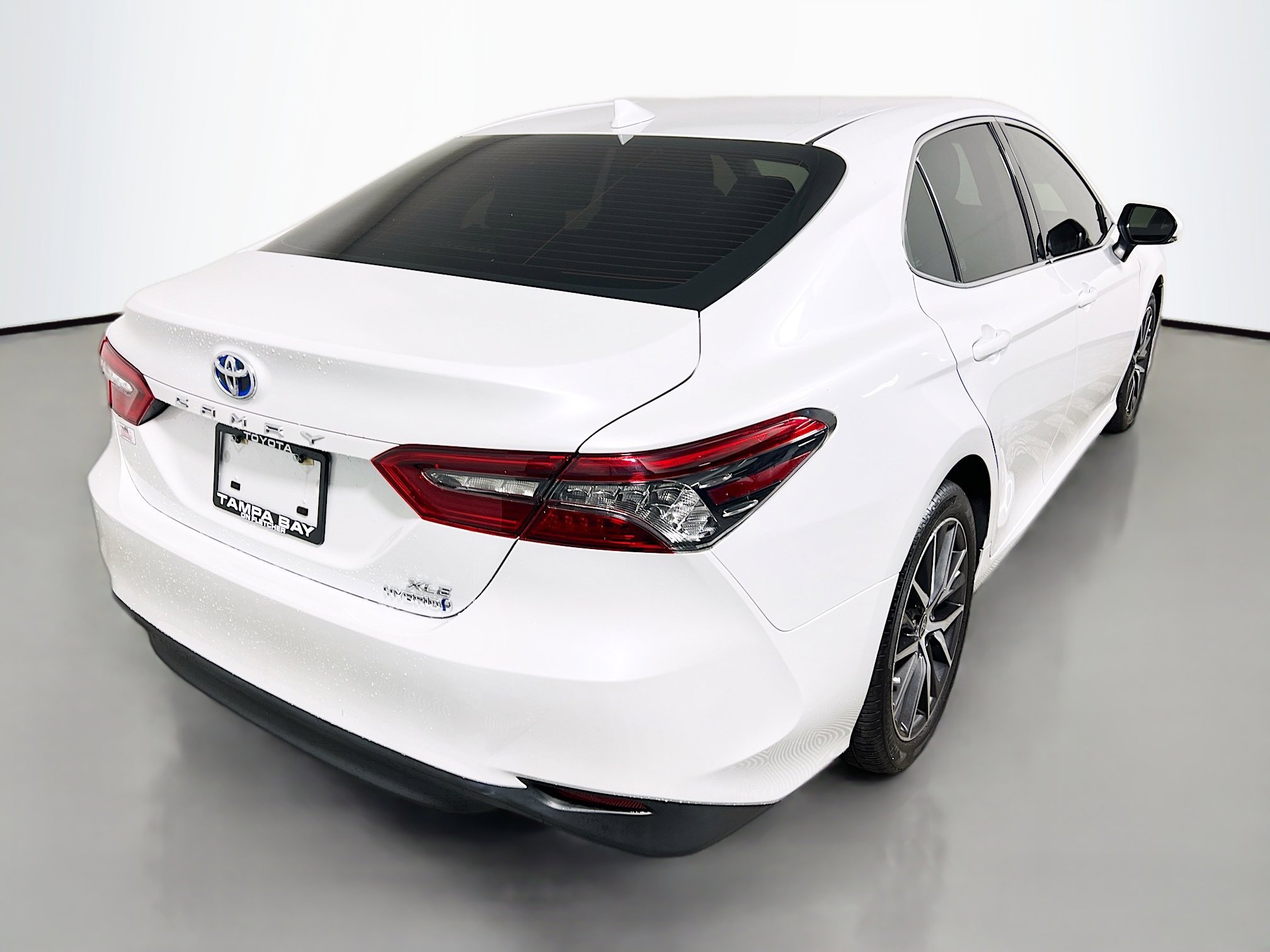 Used 2023 Toyota Camry XLE image 4