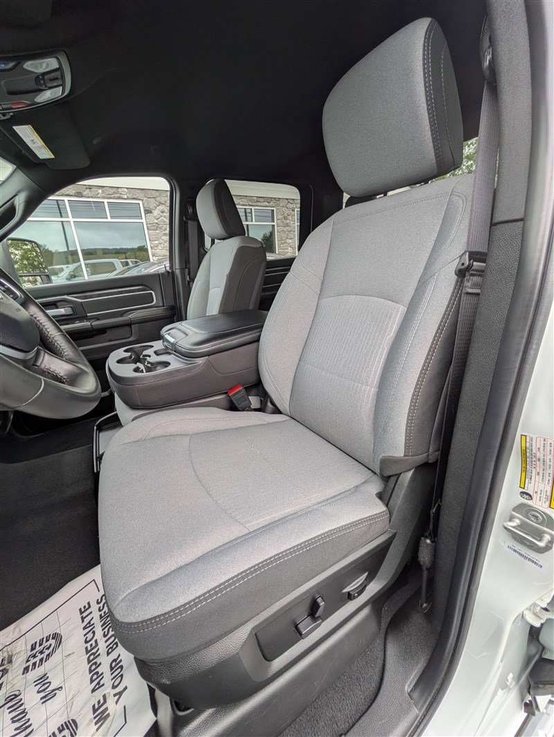 Used 2024 RAM 2500 Big Horn image 18