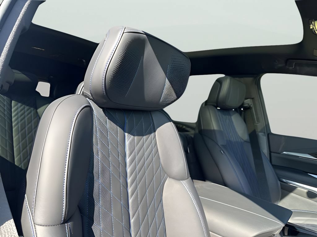 New 2026 Cadillac Escalade IQL Luxury AWD/4WD image 24