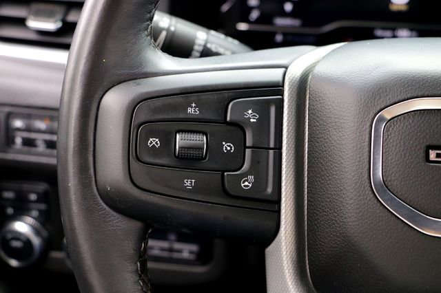 Used 2022 GMC Yukon Denali w/ Denali Premium Package image 14