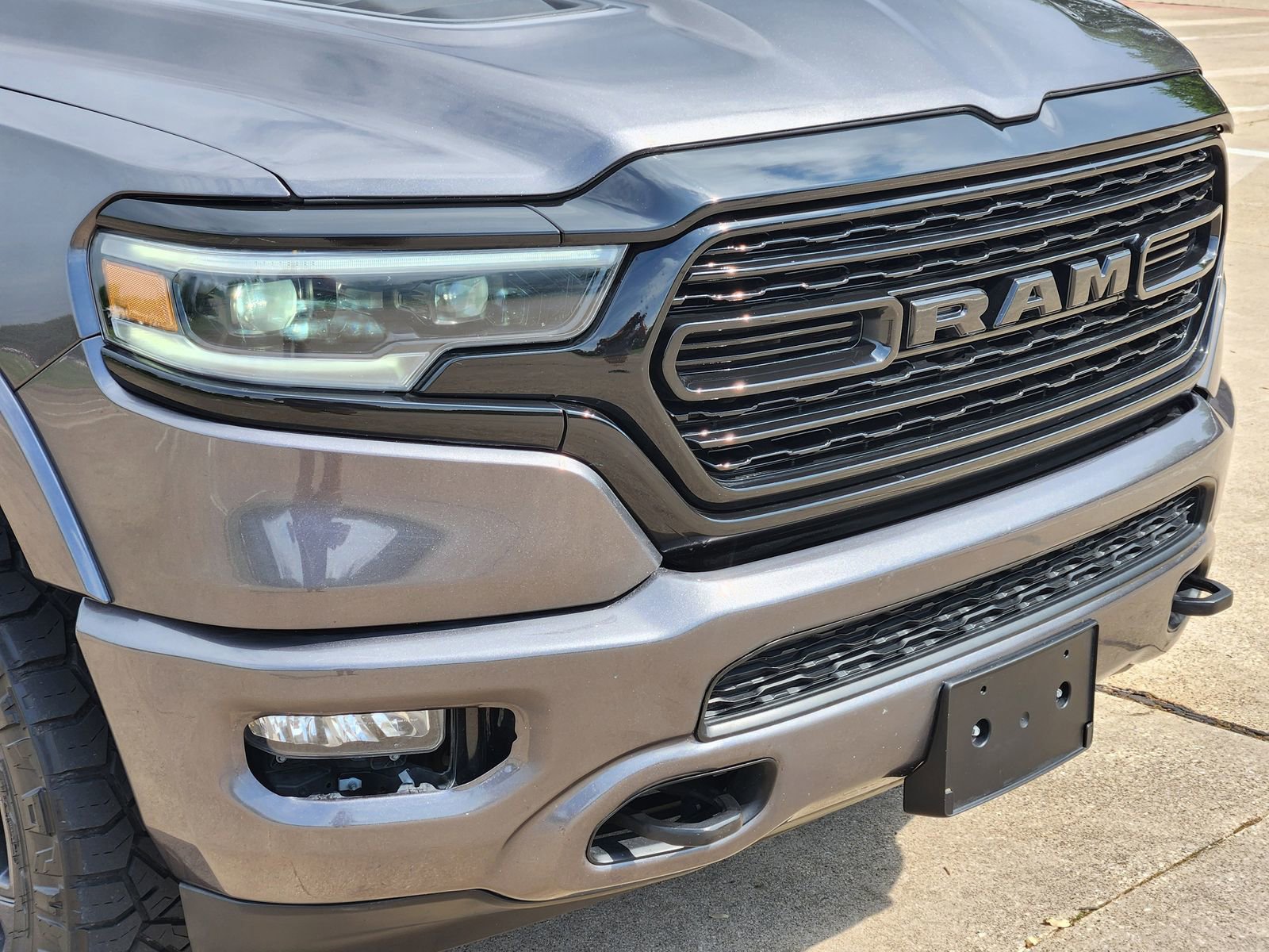 Used 2023 RAM 1500 Limited w/ Night Edition image 11