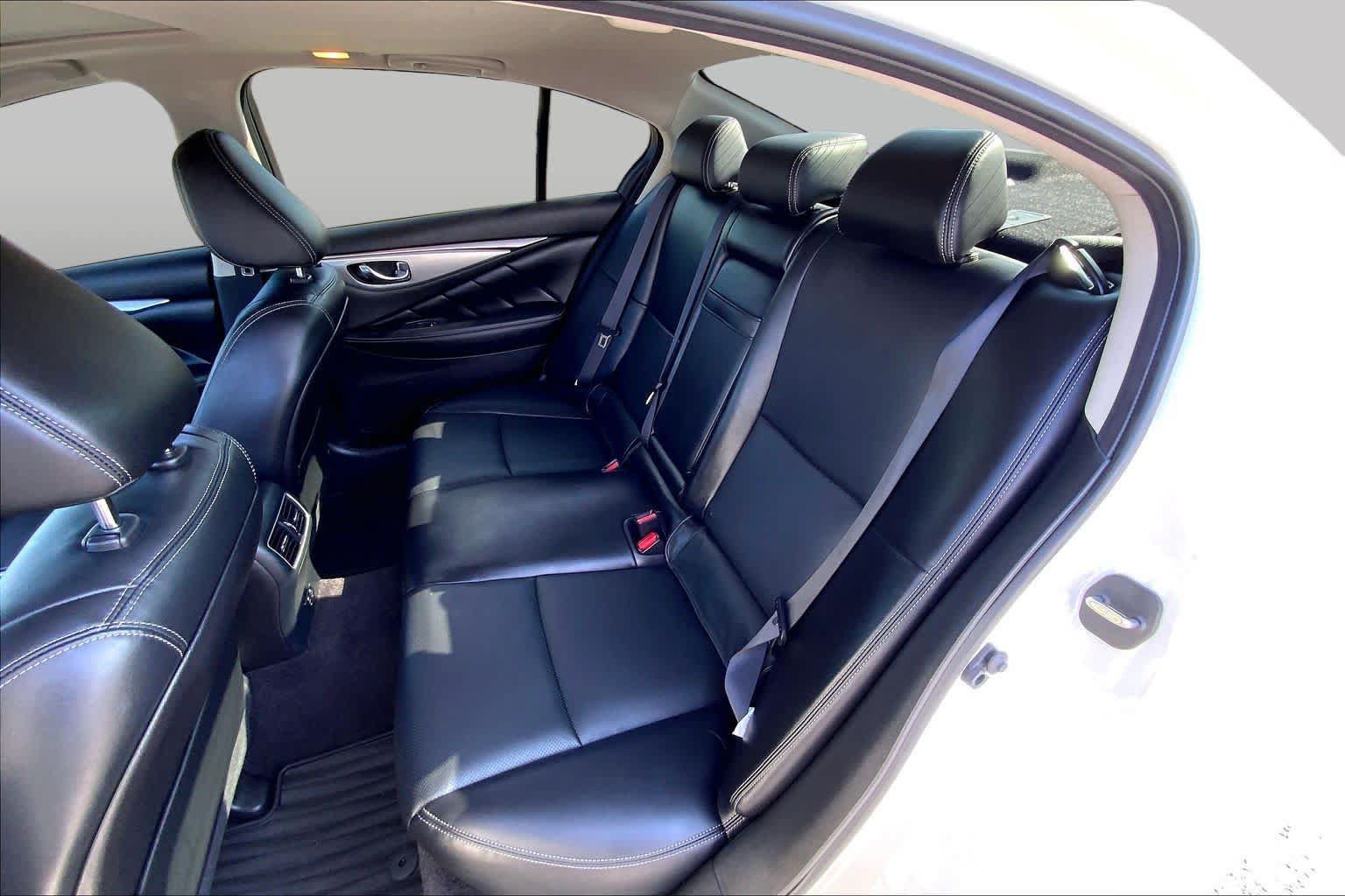 Used 2023 INFINITI Q50 Luxe w/ Cargo Package RWD image 19