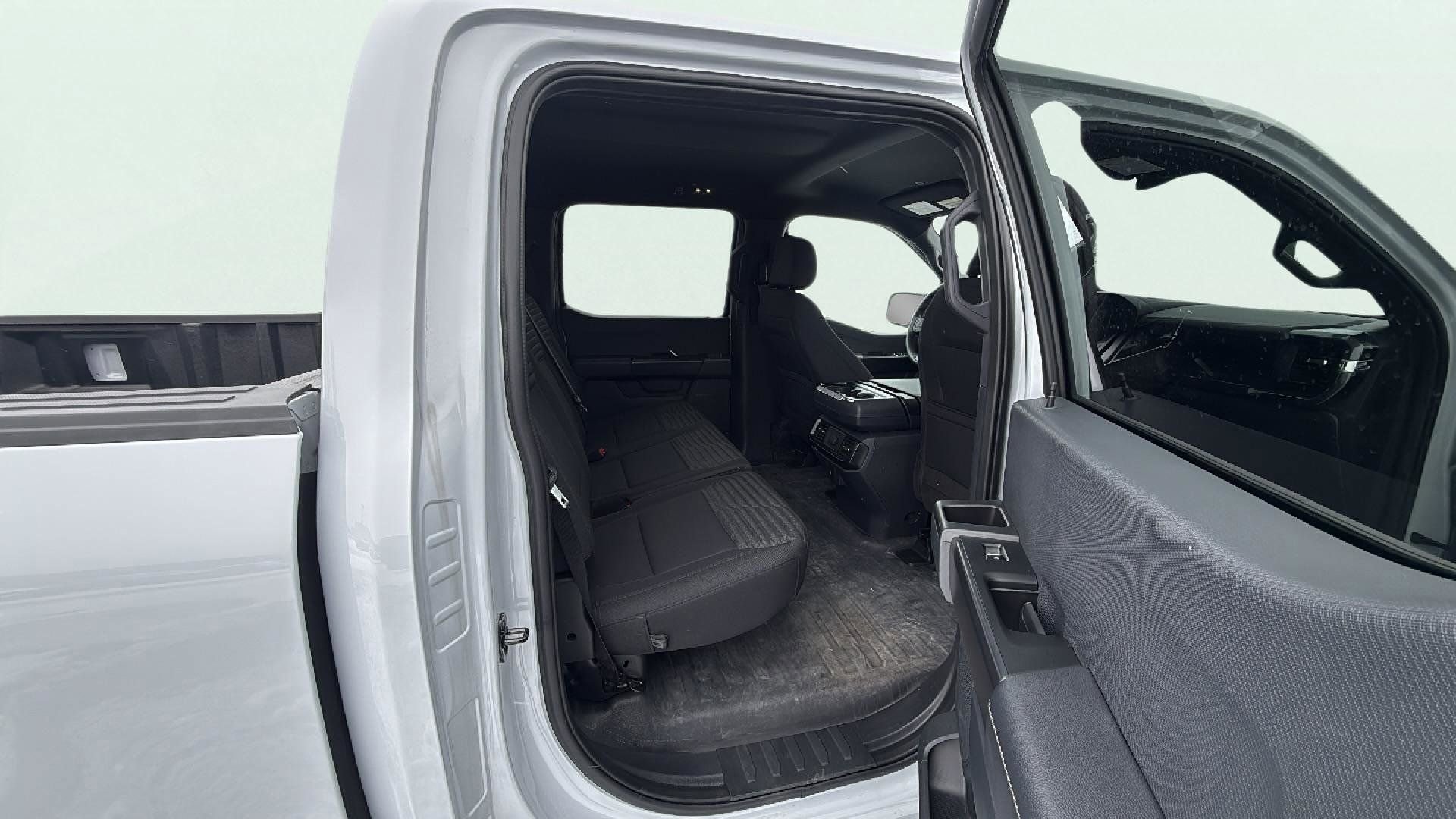 Certified 2022 Ford F150 XL w/ STX Appearance Package image 18