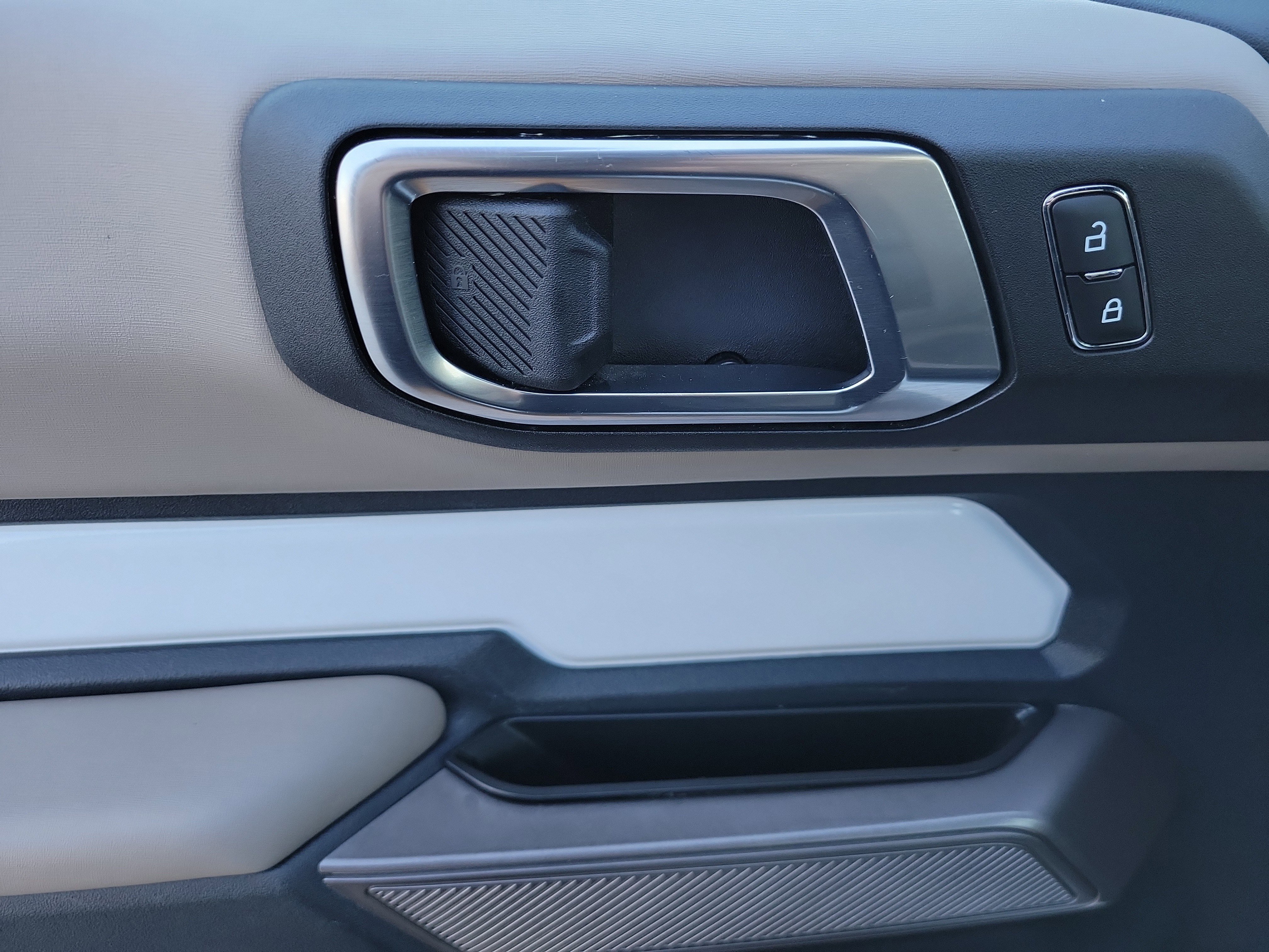 Used 2023 Ford Bronco Wildtrak image 24