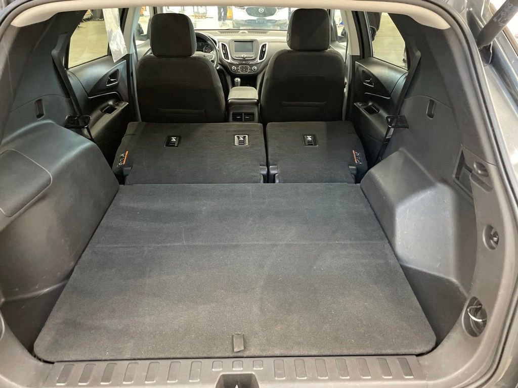 Used 2018 Chevrolet Equinox LT AWD/4WD image 11