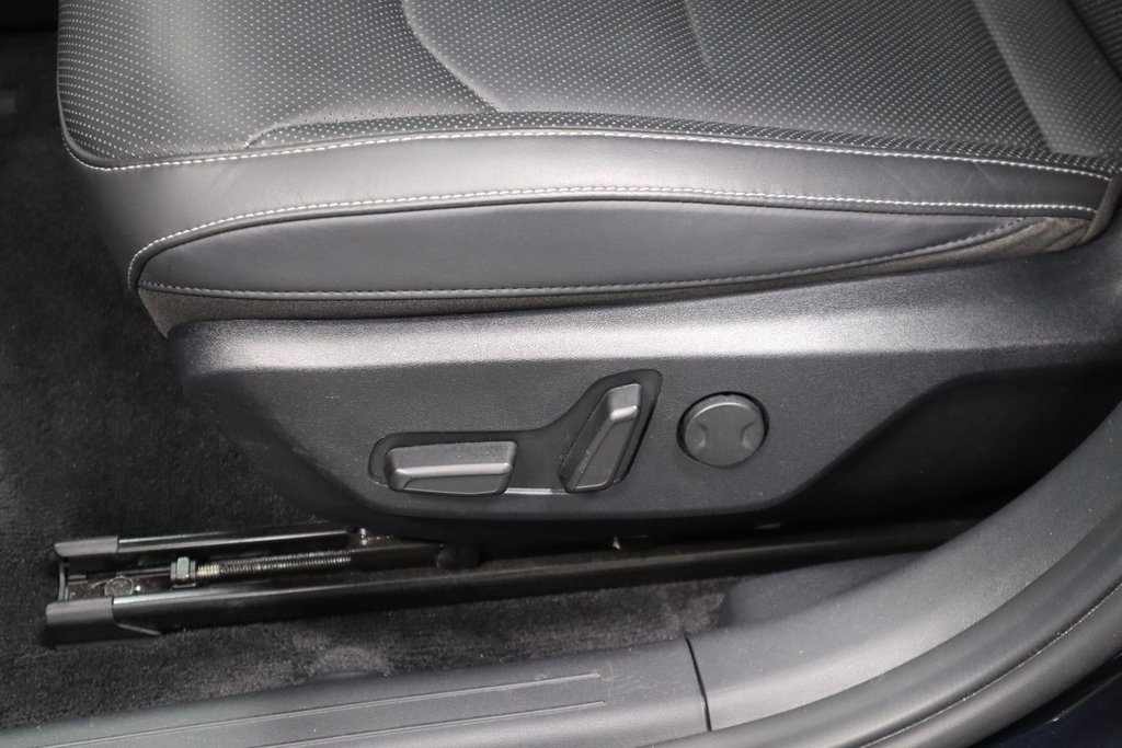 Used 2022 Kia EV6 Wind image 25